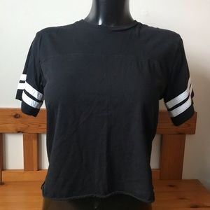 Women’s 3/$21 Shadowbox tee size S